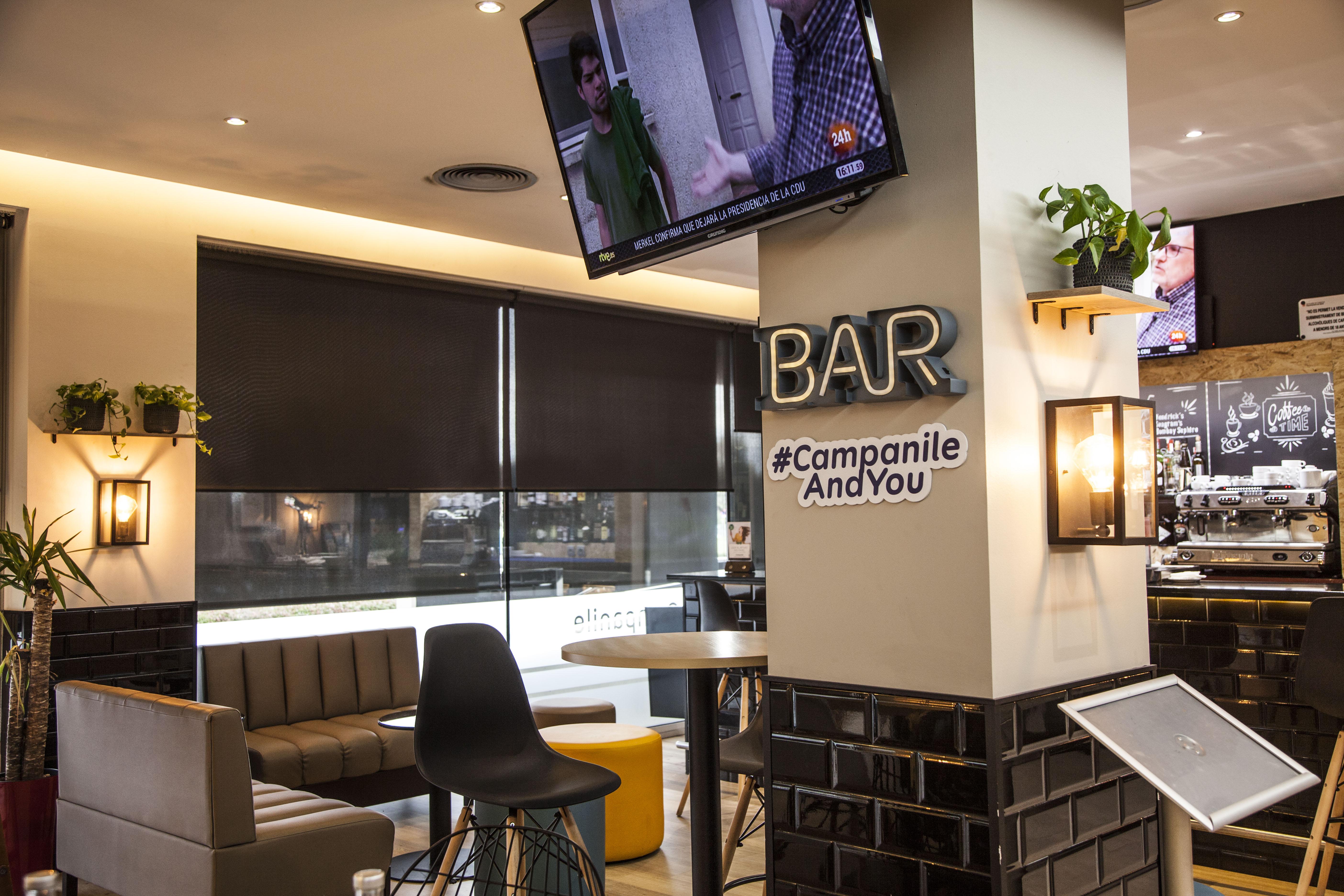Travelodge Bcn Cornella Fira Cornellà de Llobregat Eksteriør bilde