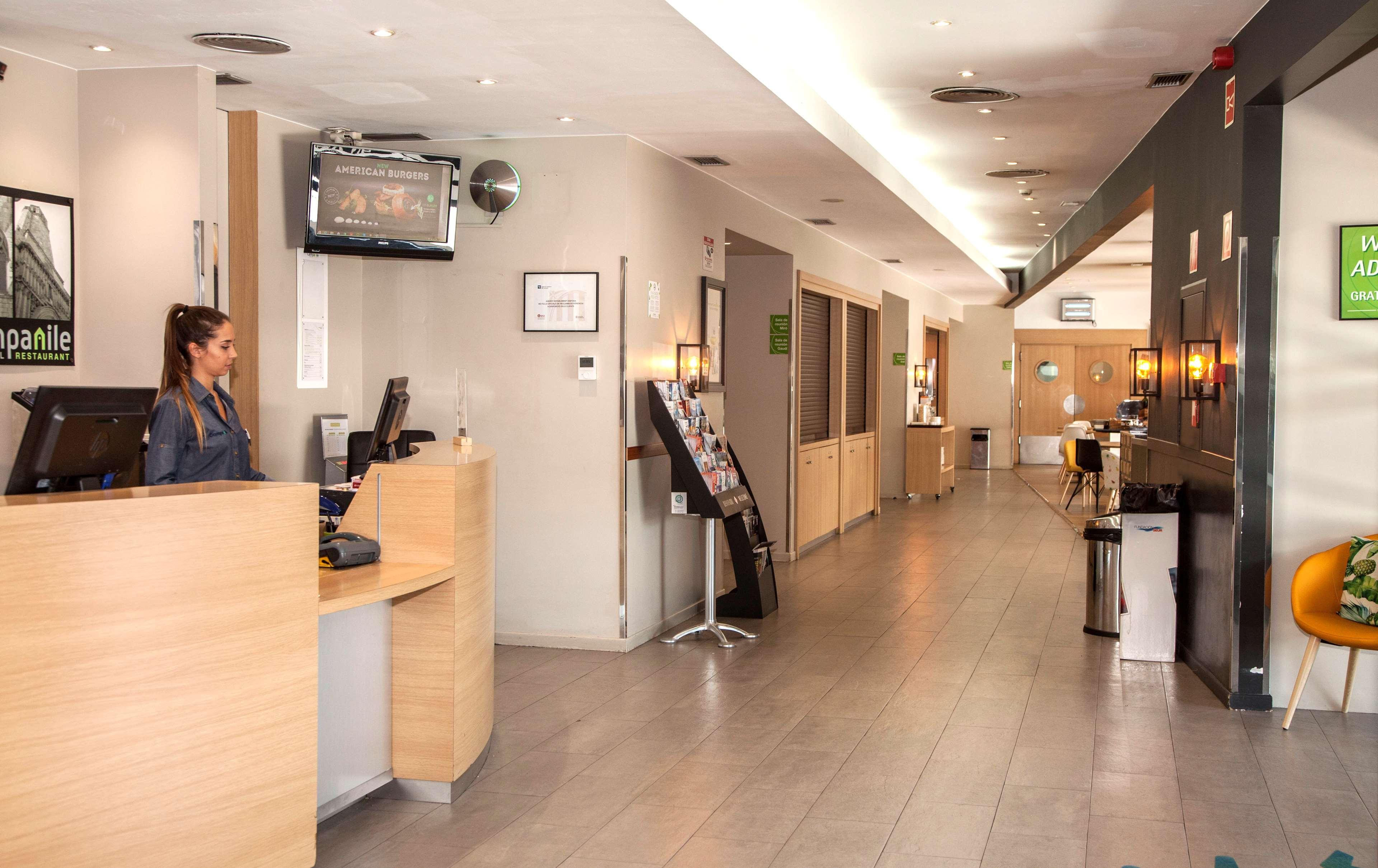 Travelodge Bcn Cornella Fira Cornellà de Llobregat Eksteriør bilde